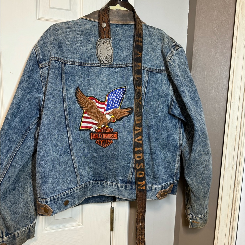 Vintage 80’s - Harley Davidson Jean Jacket (Men’s size M/L)  & HD Belt